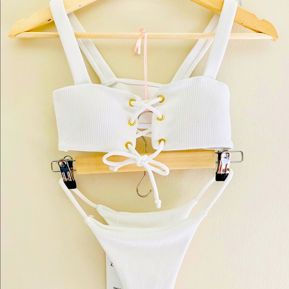 NWT White cheeky bikini